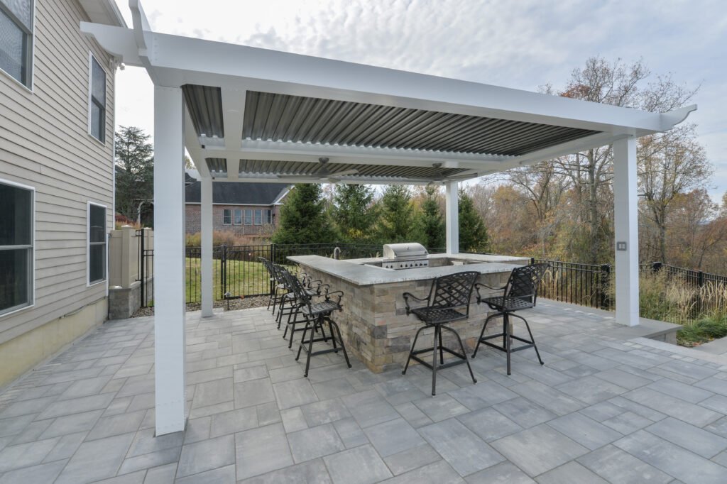 Outdoor Kitchen with Pergola X